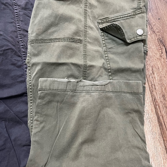 Women’s Cargo Pants - Beige , Gray, and Green - Picture 5 of 9